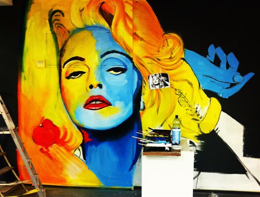 Shon_Price_Ambachtelijk_Graficus_Dans_Design_Muurschildering_Painting_WIP3_Madonna.jpg