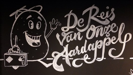 Shon_Price_Muurschildering_De_Ermelosche_Frietzaak_Krijttekening_Blackboard_Mural_1.jpg