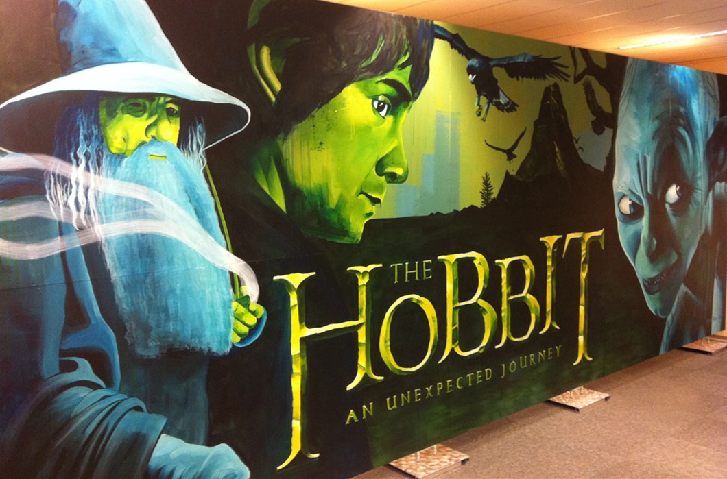 Painting_Warner_Bros_The_Hobbit_by_Shon_Price_-_Left.jpg
